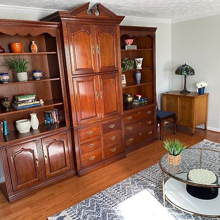 Upgraded, Beautiful 4 Bd Colonial In Silver Spring Zewnętrze zdjęcie