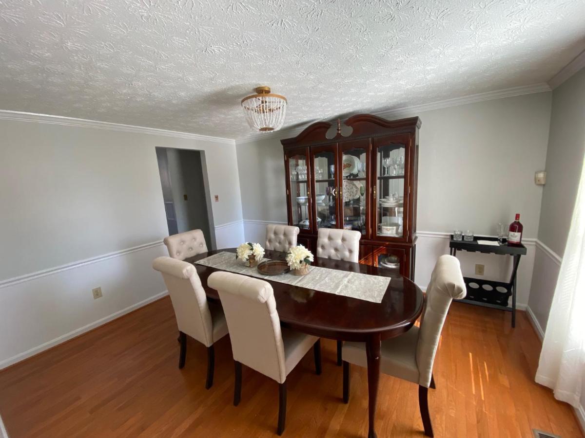 Upgraded, Beautiful 4 Bd Colonial In Silver Spring Zewnętrze zdjęcie
